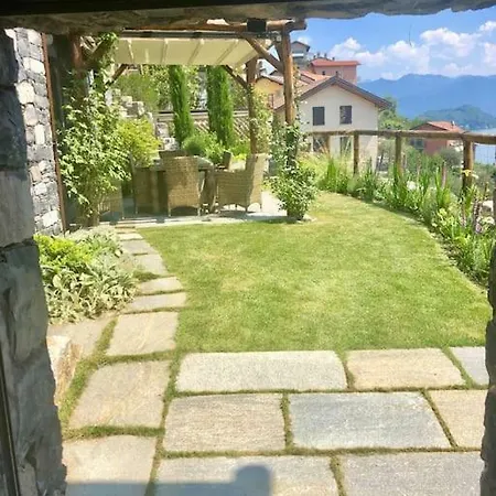 Casa Amore Colonno Como